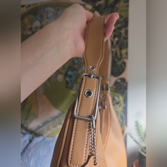 Vintage Coach Camel Colored Leather Legacy West Zoe Hobo Shoulder Bag - Picture 10 of 10